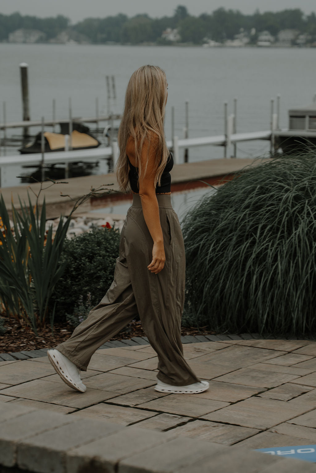 Olive Shift Pleated Wide-Leg Pant